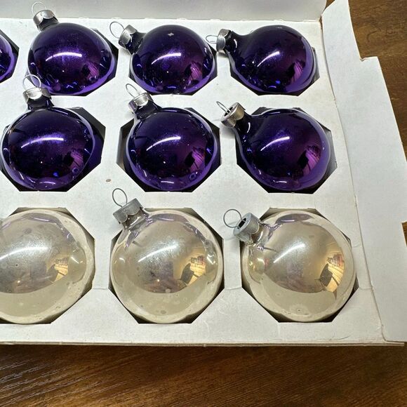 Vintage Jumbo Pack (18) COBY GLASS CHRISTMAS ORNAMENTS Purple Gold Silver - Picture 5 of 6